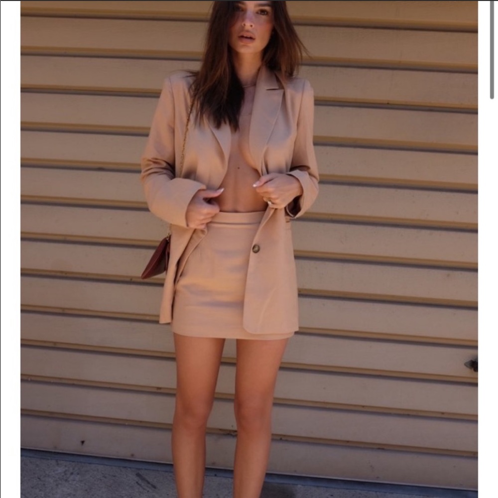 ISO inamorata blazer set XS
